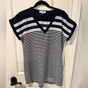 Valentina’s navy and white short sleeve tunic
